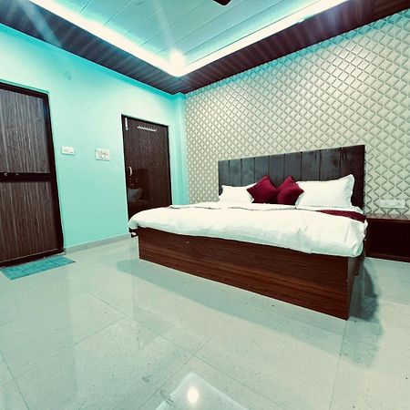 Gulab Residency Hotell Varanasi Exteriör bild