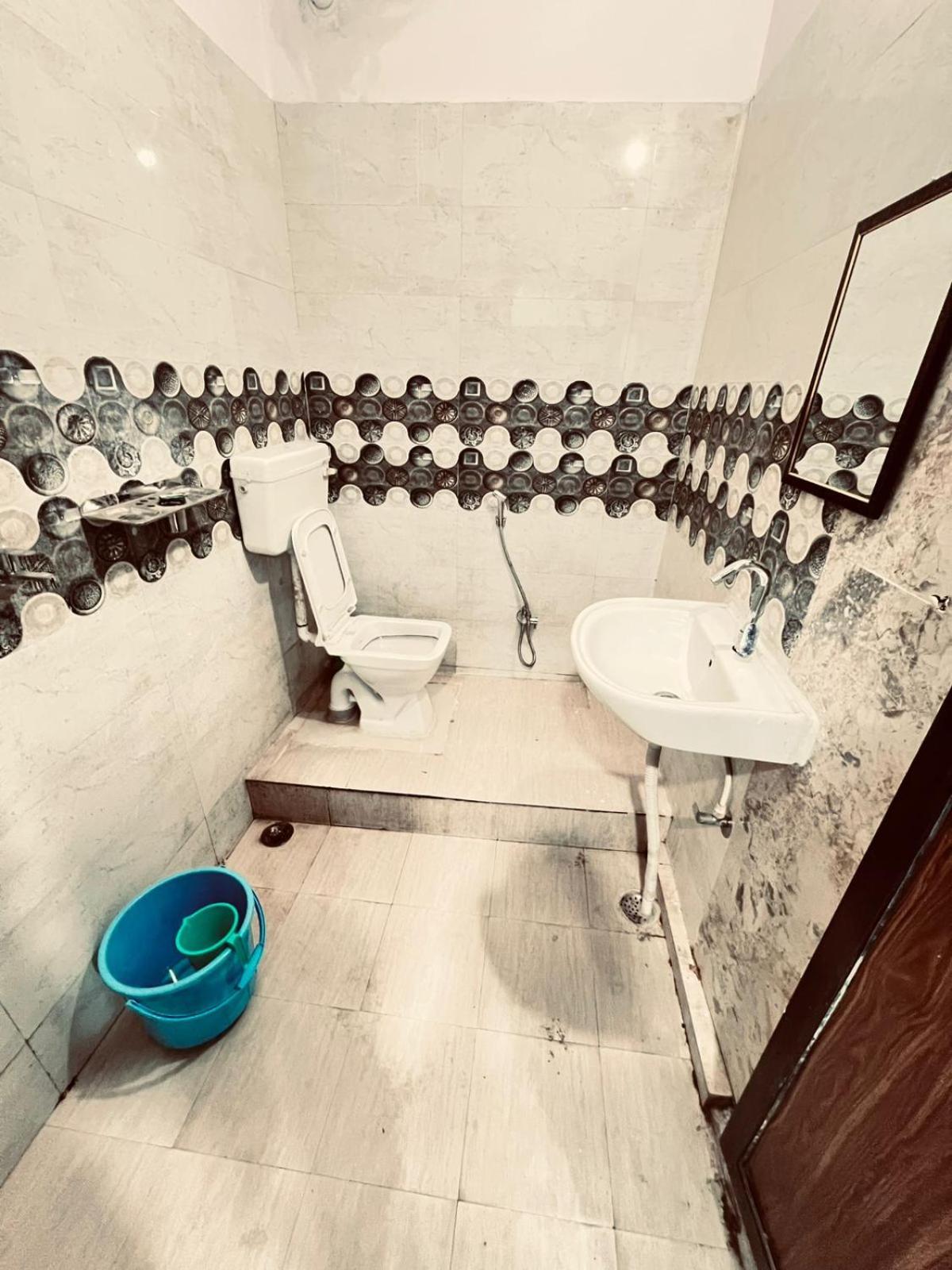 Gulab Residency Hotell Varanasi Exteriör bild